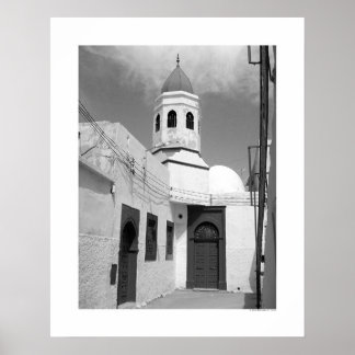 Oude moskee in Tripoli (B&W) Poster