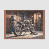 Oude motor geparkeerd in een garage tissuepapier (Voorkant)