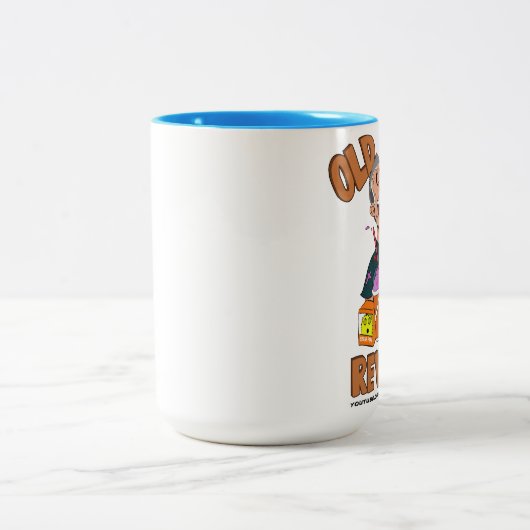 Oude Nerd-Reviewen met twee-tonen grote Mok (Center)