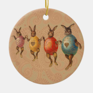 Oude Paashaasjes dansen in eierkostuums Keramisch Ornament