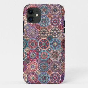 Oude patchwork met bloemrijke mandala-elementen iPhone 11 hoesje
