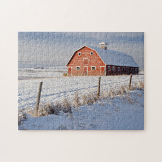 Oude Rode Barn in Winter Wonderland Legpuzzel