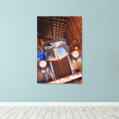 Oude roestwagen op een boerderij canvas afdruk (Insitu (Houten vloer))
