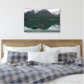 Oude rowboot met bergachtige reflectie canvas afdruk (Insitu (Slaapkamer))