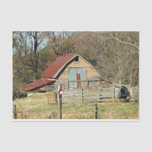 Oude rustieke schuur landelijk Georgië Tissuepapier (Voorkant)