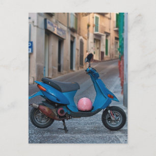 Oude scooter in Italië   Blauwe scooter   BRIEFKAA Briefkaart