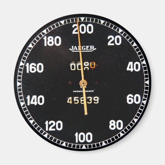 Oude snelheidsmeter van een racewagen magneet (Voorkant)