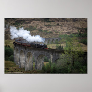 Oude stoomtrein op Glenfinnan Viaduct Poster