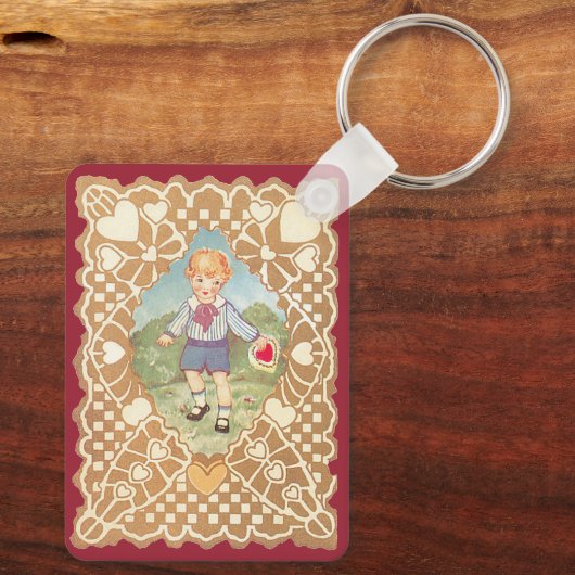 Oude Valentijnsdag, Schattige Jongen in de Weide Sleutelhanger (Achterkant)