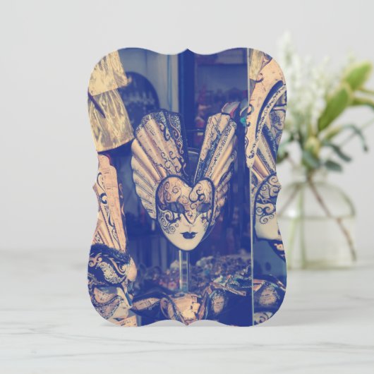 Oude Venetiaans Carnavalsmasker Uitnodiging (Staand voorkant)