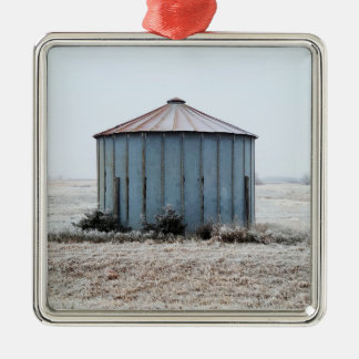 Oude verwekte graankin tijdens de wintertijd metalen ornament