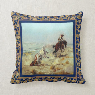 Oude western cowboy die een stier vastrope blauwe kussen