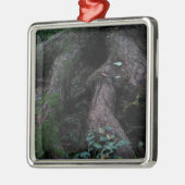 Oude wortels metalen ornament (Links)