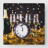 Oudejaarsavond viering SlipperyJoe's champagne Vierkante Klok (Voorkant)