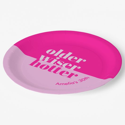 Ouder, wijzer, heter minimaal vet roze verjaardag papieren bordje (Gekanteld)