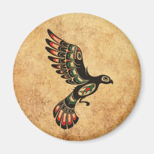 Ouderdom en worn Flying Haida Spirit Bird Magneet