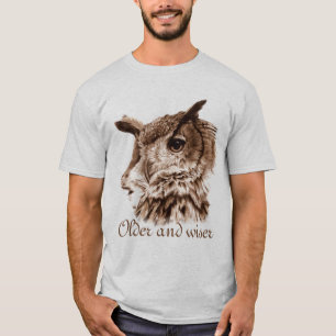 Oudere en wijzere uil, mooie kunst wijsheid t-shir t-shirt