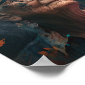 Oudere vrouw in bril met botervliegen poster (Hoek)