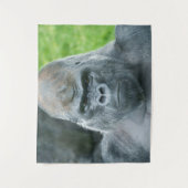 Oumbi's Power Een Silverback Portret Wandkleed (Voorkant)