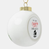 Our First Christmas Engaged 2025 Keramische Bal Ornament (Links)