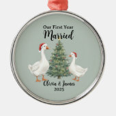 Our First Year Married Goose Custom Christmas Metalen Ornament (Voorkant)