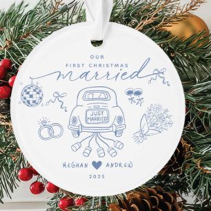 Our première Christmas Married Ornament