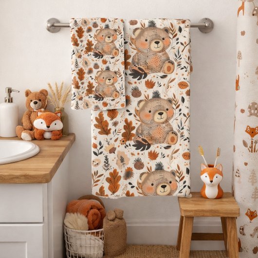 Ours mignon d'automne et motif de feuillage forest