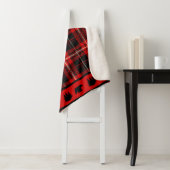 Ours noir cabine rouge Plaid (En situation)