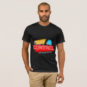 Out of Control – Bold Typography Statement Design T-shirt (Voorkant volledig)