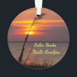 Outer Banks North Carolina Beach Sunset Orange Sky<br><div class="desc">Outer Banks North Carolina Sunset sur la plage avec un ciel orange sur l'océan</div>