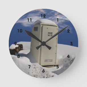 OutHouse WiFi ~ Clock Ronde Klok