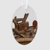 Outils en bois de charpentier (devant)