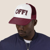 OUTRE DE !  Casquette (rouge foncé) (En situation)