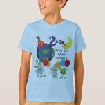 Outta This World 2nd Birthday Tshirts<br><div class="desc">Les jeunes qui aiment les robots,  les aliens et les ovnis vont adorer ce Outta This World coloré 2nd Birthday design sur les t-shirts,  costumes,  cartes,  autocollants,  sacs fourre-tout,  boutons et plus encore.</div>