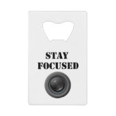 ouvreur de bouteille focalisé par séjour (Devant)