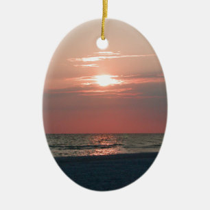 Ovale En Céramique ornement avec la photo du beau coucher du soleil