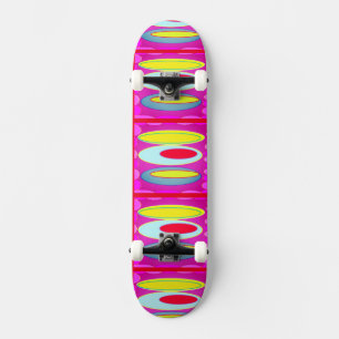 Ovale patroonkunst in gemengde kleuren helder mode skateboard