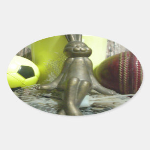 Over de Pitch & Crease: Football Cricket Blend Ovale Sticker