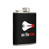 Over het fietsen van de rivet heupfles (Rechts)