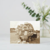 Overbelaste vrachtwagen briefkaart (Staand voorkant)