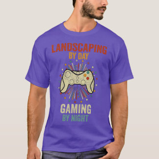 Overdag gamen 's nachts t-shirt