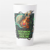 Overdenkende Processor Overbelasting Grappige Tech Latte Mok (Voorkant)