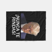 Overgave Trump augustus 2023 Fleece Deken (Voorkant (Horizontaal))