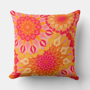Overlappende Mandala Oranje Roze Geel Kussen