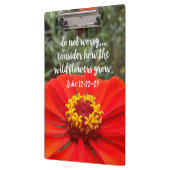 Overweeg de Christelijke Bijbel van de Wilde Bloem Klembord (Links)