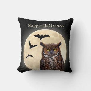 Owl en de volledige maan kussen