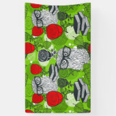 Owl in rode rozen spandoek (Verticaal)