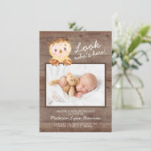 Owl Look Qui est ici Faire-part de naissance photo (Debout devant)