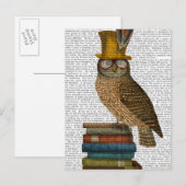 Owl op boeken briefkaart (Voorkant / Achterkant)