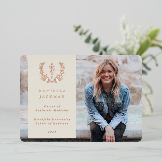 Oyster Asclepius Faire-part Médicale de graduation (Debout devant)